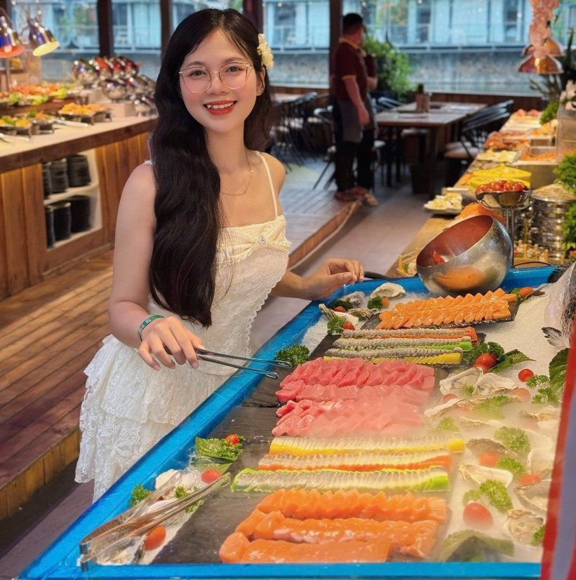 Hải sản nào không nên ăn sống