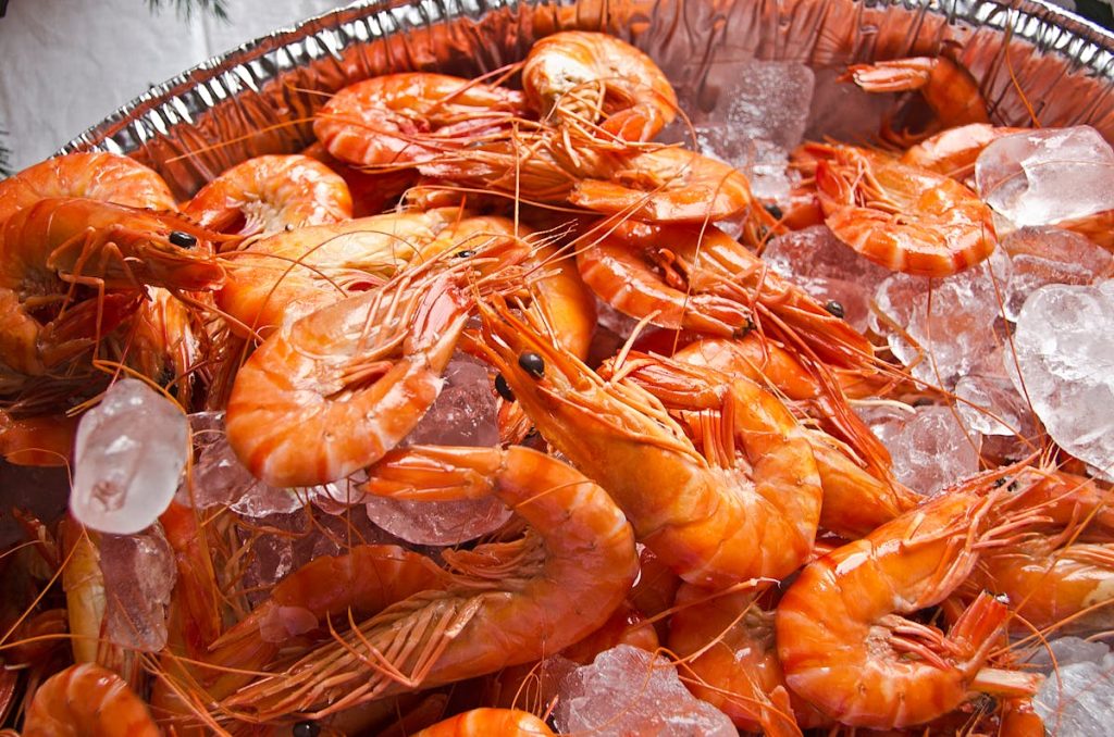 Tôm sú sống tươi đóng túi oxy